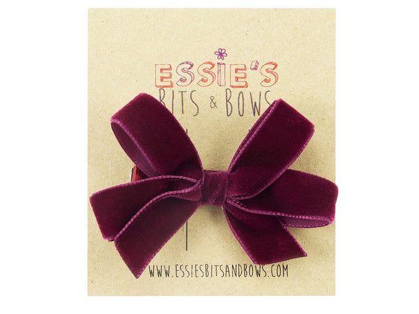  Essie's Bits and Bows